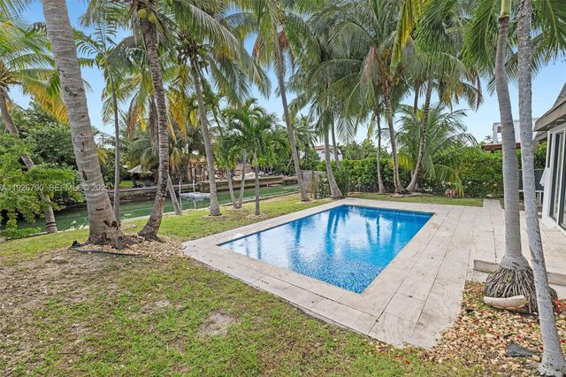 1200 Cleveland Rd, Miami Beach, FL 33141