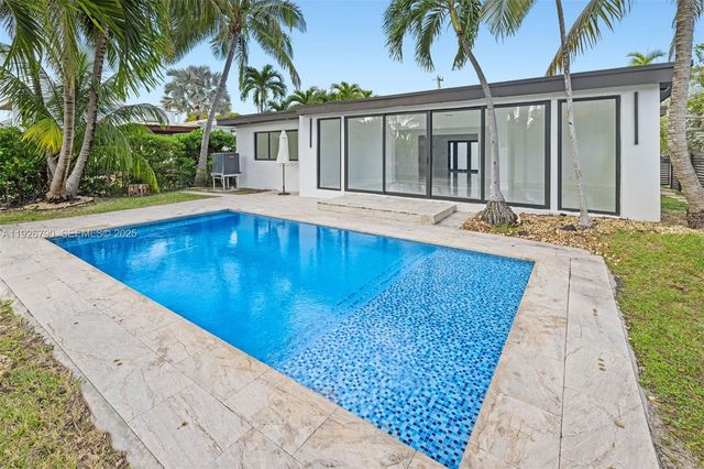 1200 Cleveland Rd, Miami Beach, FL 33141