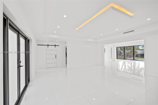 1200 Cleveland Rd, Miami Beach, FL 33141