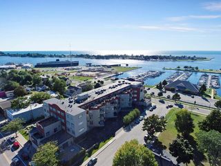 105 W Danaher Street 201, Ludington, MI 49431