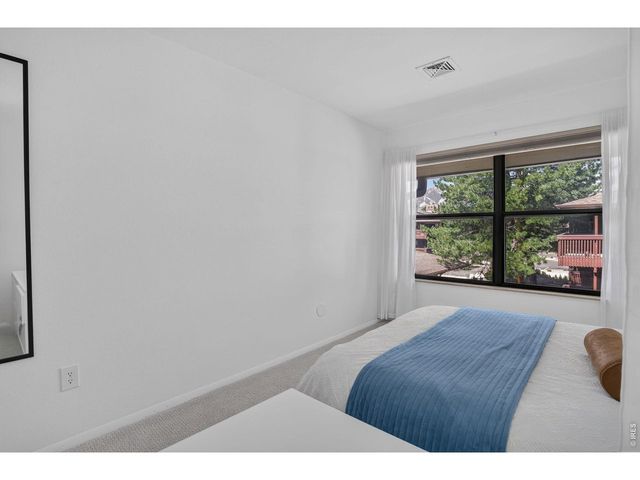 500 Manhattan Dr D10, Boulder, CO 80303