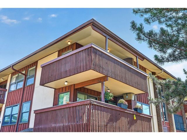 500 Manhattan Dr D10, Boulder, CO 80303