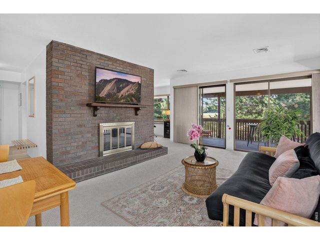 500 Manhattan Dr D10, Boulder, CO 80303