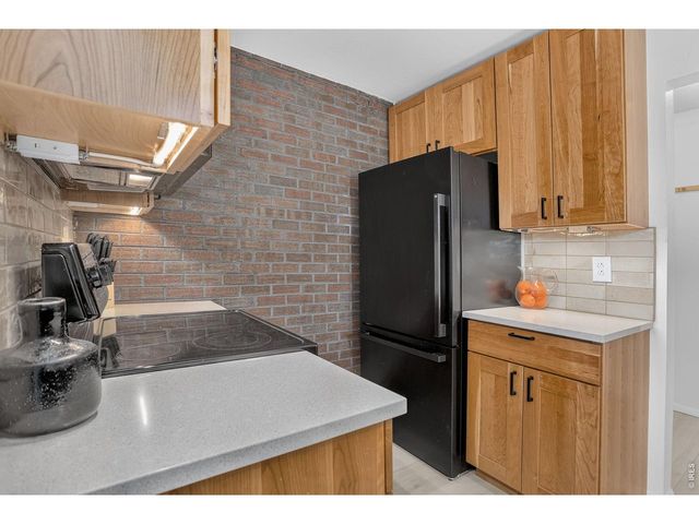 500 Manhattan Dr D10, Boulder, CO 80303