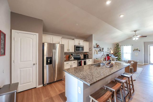 9910 Viola Avenue, Lubbock, TX 79424