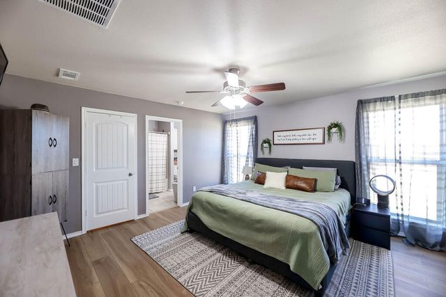 9910 Viola Avenue, Lubbock, TX 79424