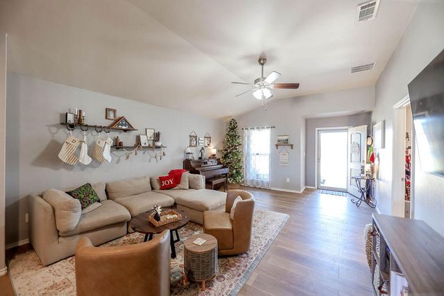 9910 Viola Avenue, Lubbock, TX 79424