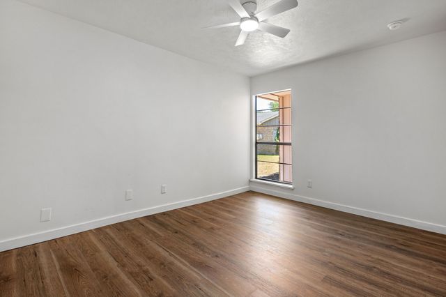 7500 Kingsmill Terrace, Fort Worth, TX 76112