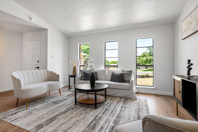 7500 Kingsmill Terrace, Fort Worth, TX 76112