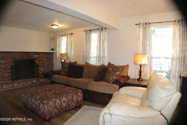 11263 SAMUEL Drive, Jacksonville, FL 32218