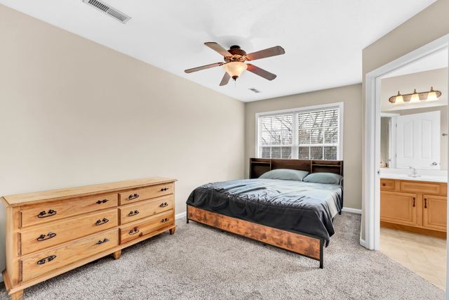 3433 Foxrun Ln, Clarksville, TN 37042