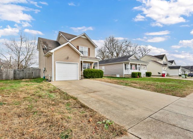 3433 Foxrun Ln, Clarksville, TN 37042