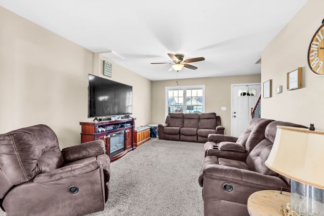 3433 Foxrun Ln, Clarksville, TN 37042