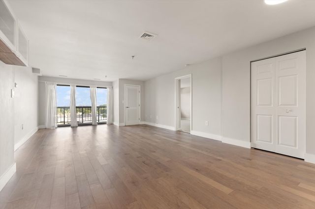3920 Mystic Valley Pkwy 704, Medford, MA 02155