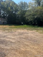 2158 MT MEIGS Road, Montgomery, AL 36107