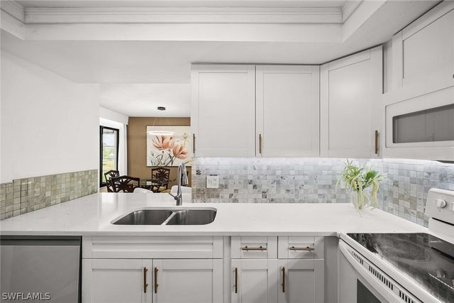 3625 Boca Ciega DR 307, Naples, FL 34112