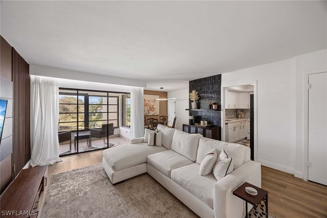 3625 Boca Ciega DR 307, Naples, FL 34112