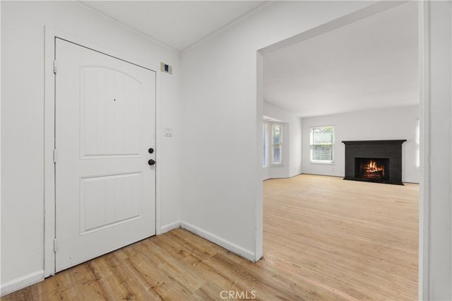 135 A, Bakersfield, CA 93304
