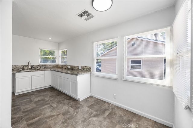 135 A, Bakersfield, CA 93304