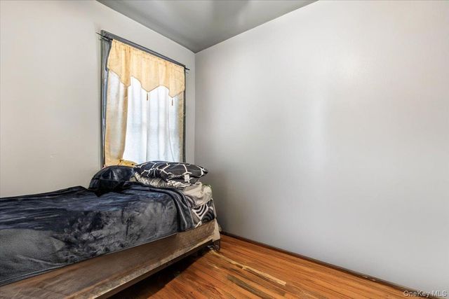 849 E 219th Street, Bronx, NY 10467