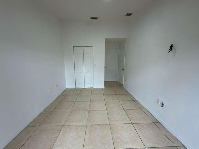 3842 SW 48th Avenue, Hollywood, FL 33023