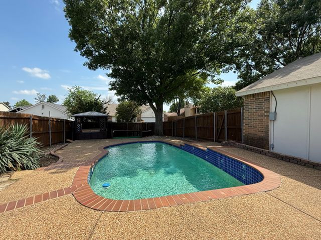 4425 Durango Lane, Mckinney, TX 75070