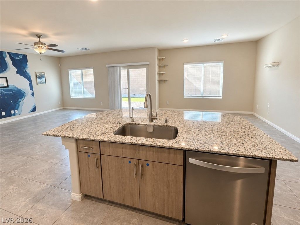 3819 Andorian Avenue, North Las Vegas, NV 89084 — photo 4