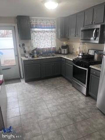 117 N CLAYTON, Wilmington, DE 19805