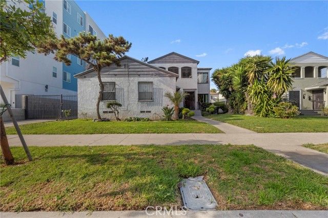 3527 Chesapeake, Los Angeles, CA 90016