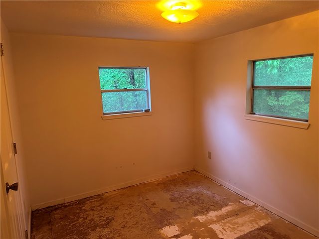 100 N Blackjack Street, Diamond City, AR 72630