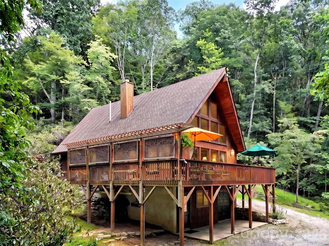 170 Wonderwood Lane, Clyde, NC 28721
