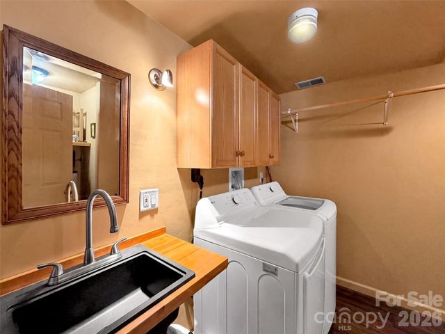 170 Wonderwood Lane, Clyde, NC 28721