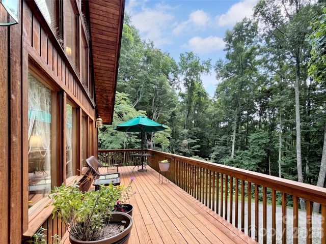 170 Wonderwood Lane, Clyde, NC 28721