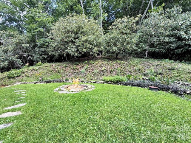 170 Wonderwood Lane, Clyde, NC 28721
