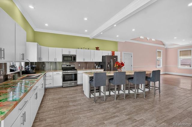 6524 Kelly Road, Flushing, MI 48433