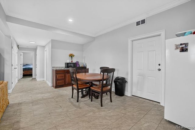 6524 Kelly Road, Flushing, MI 48433