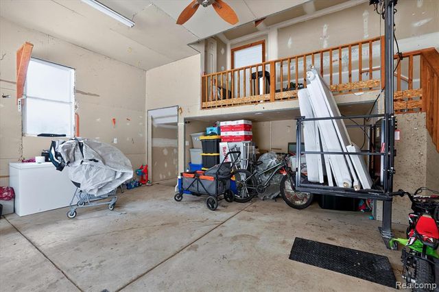 6524 Kelly Road, Flushing, MI 48433