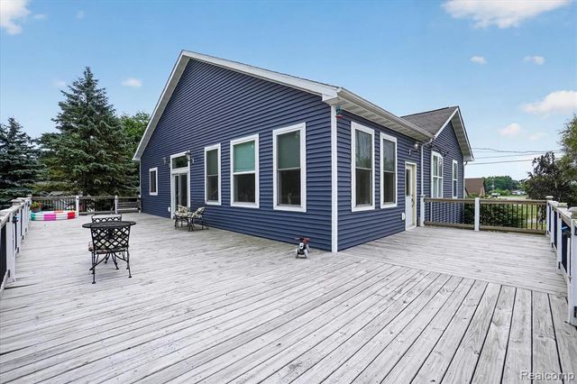 6524 Kelly Road, Flushing, MI 48433