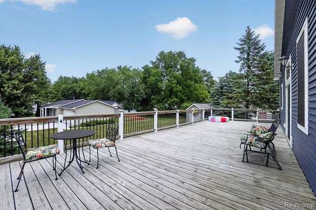 6524 Kelly Road, Flushing, MI 48433