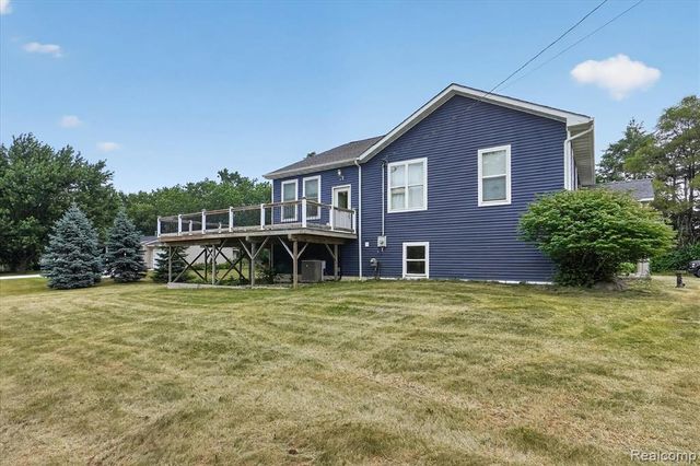 6524 Kelly Road, Flushing, MI 48433