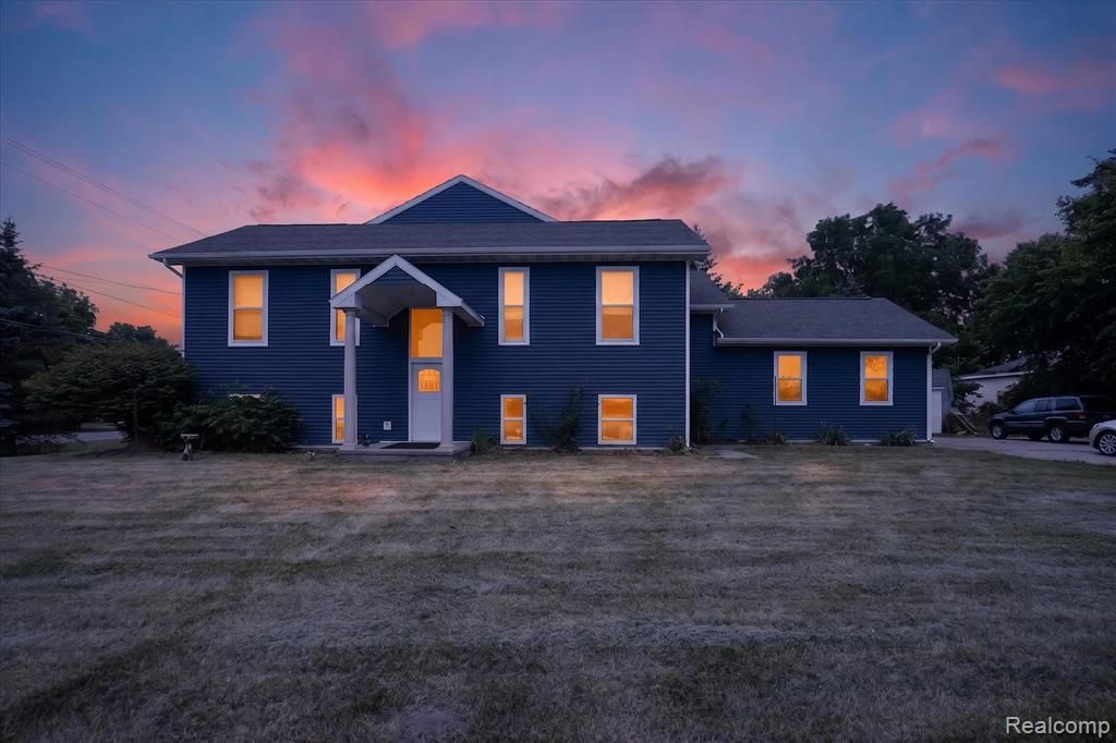 6524 Kelly Road, Flushing, MI 48433
