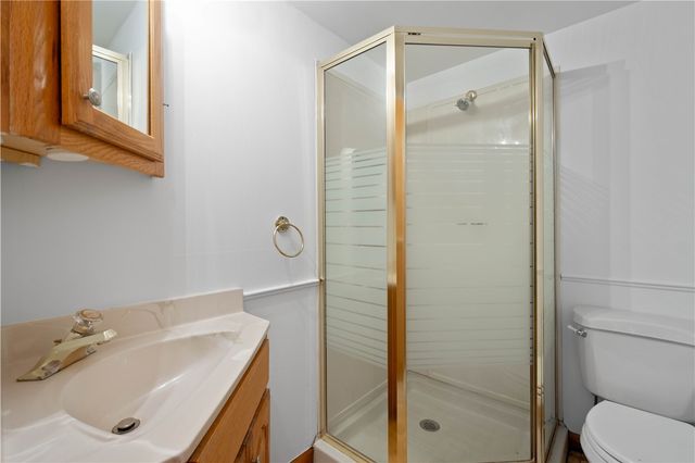 126 Woodhall Dr, Baldwin Boro, PA 15236