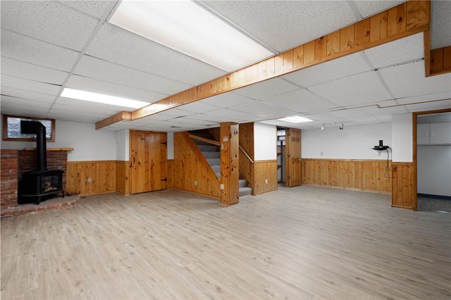 126 Woodhall Dr, Baldwin Boro, PA 15236