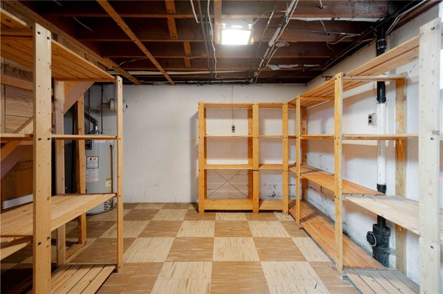 126 Woodhall Dr, Baldwin Boro, PA 15236