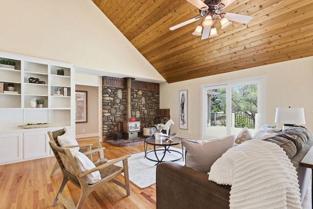 4294 S Creekhaven Rd, Auburn, CA 95602