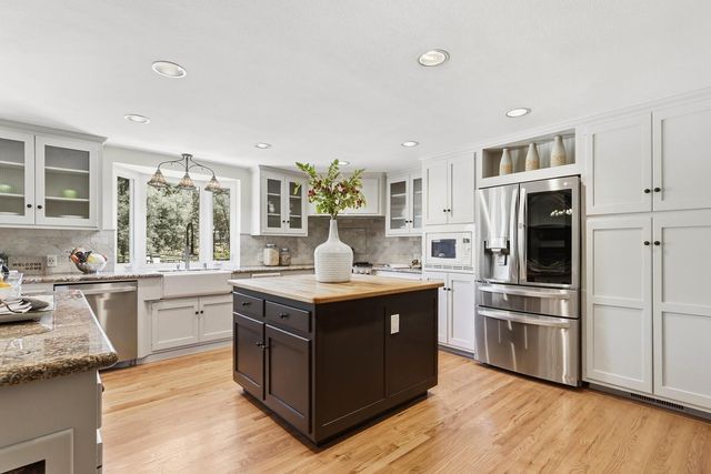 4294 S Creekhaven Rd, Auburn, CA 95602