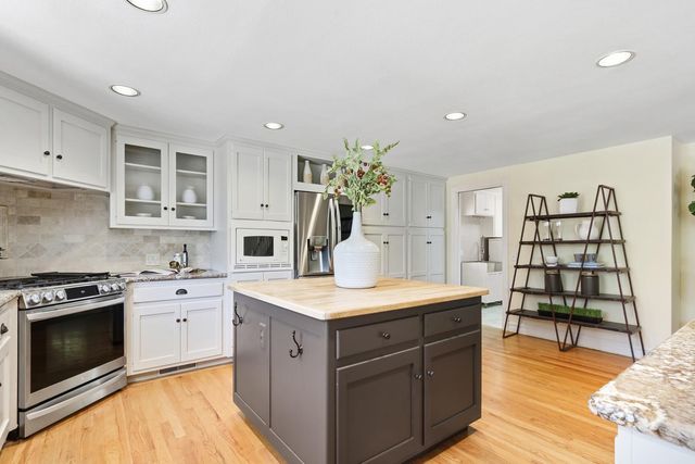 4294 S Creekhaven Rd, Auburn, CA 95602