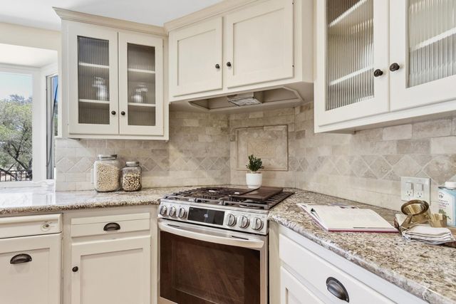 4294 S Creekhaven Rd, Auburn, CA 95602