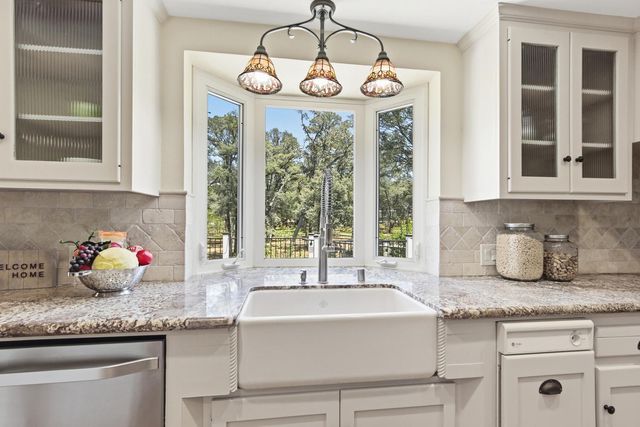 4294 S Creekhaven Rd, Auburn, CA 95602