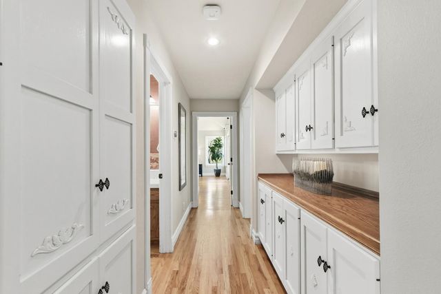 4294 S Creekhaven Rd, Auburn, CA 95602